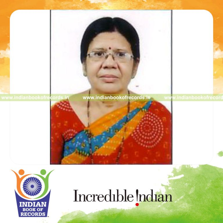 female individual collecting multiple visiting cards for record in Indian Book of Records