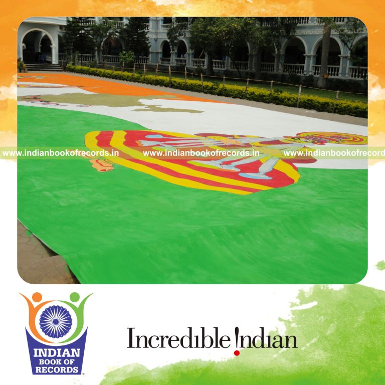 group of people contributing to the same painting simultaneously at a single venue for record in Indian Book of Records