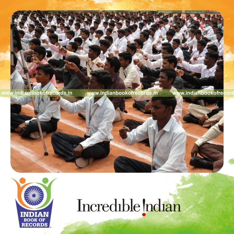 group of people tossing coins simultaneously at a single venue for record in Indian Book of Records
