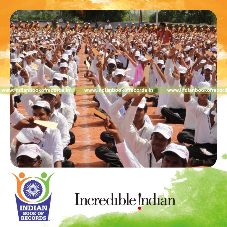 large number of postcards sent from a single location for record in Indian Book of Records